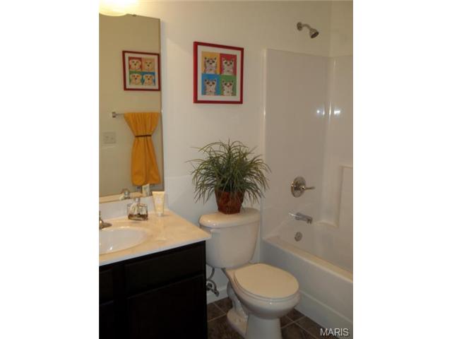 1012 Ashfield Ln, O'fallon, MO 63366 photo 15