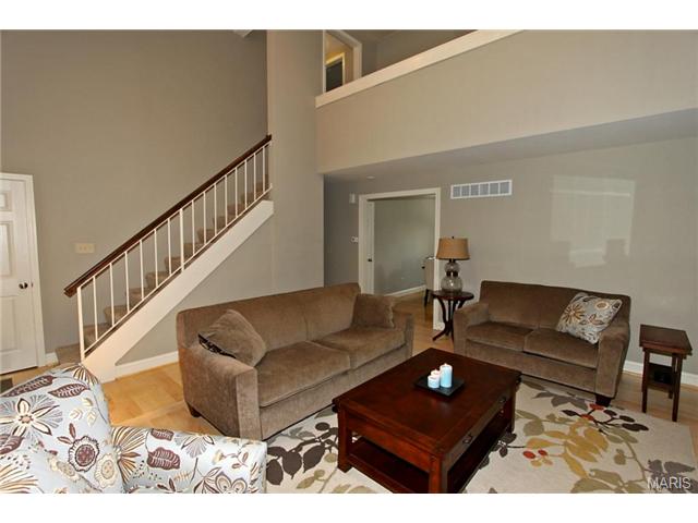 1248 Mautenne Dr, Ballwin, MO 63021 photo 7
