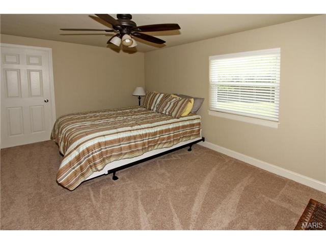 1248 Mautenne Dr, Ballwin, MO 63021 photo 24