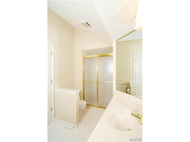 2523 Johnson Pl, Ballwin, MO 63021 photo 10