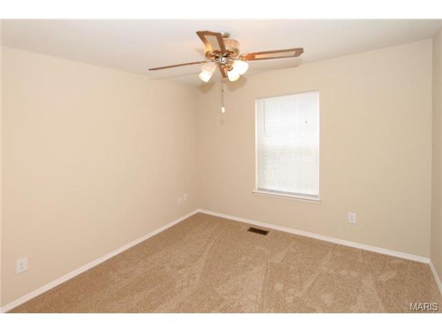 21 Royalltrail Ct, O'fallon, MO 63368 photo 8