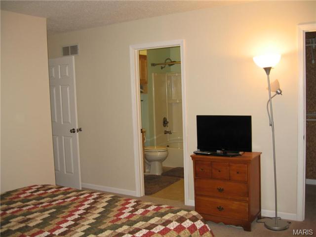508 Forest Run, Eureka, MO 63025 photo 25