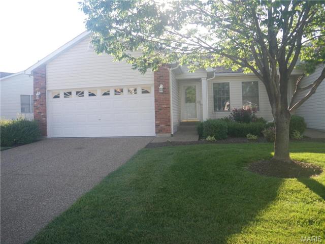 1549 Rosedale Dr, O'fallon, MO 63366 photo 1