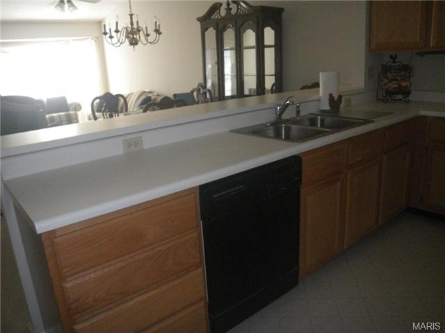 1549 Rosedale Dr, O'fallon, MO 63366 photo 5
