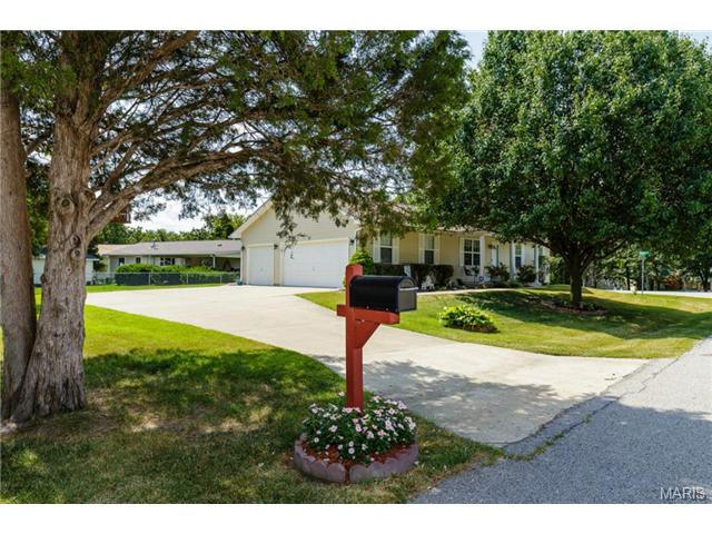 10 Forest Ln, O'fallon, MO 63366 photo 17