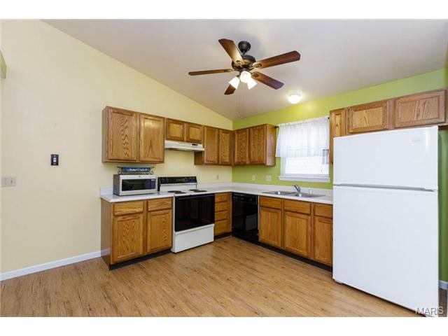 10 Forest Ln, O'fallon, MO 63366 photo 5