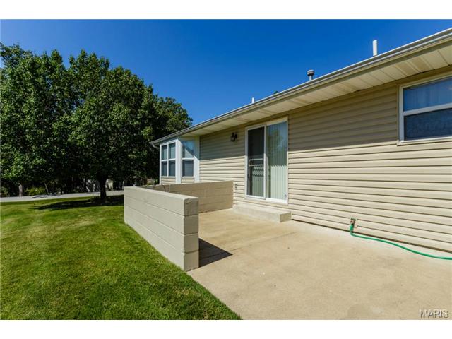 10 Forest Ln, O'fallon, MO 63366 photo 15