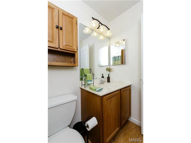 10 Forest Ln, O'fallon, MO 63366 photo 14