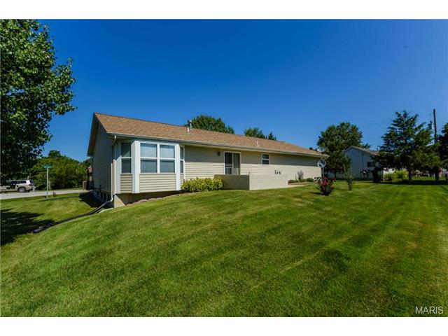 10 Forest Ln, O'fallon, MO 63366 photo 21