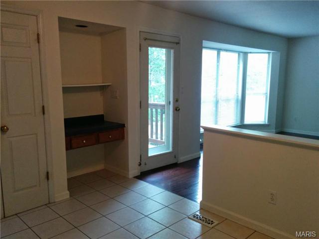112 Westridge Parc, Ellisville, MO 63021 photo 11