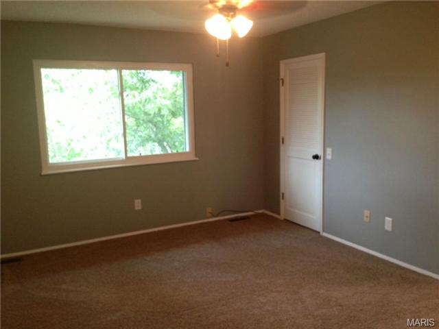 969 Cardello, Ballwin, MO 63021 photo 12