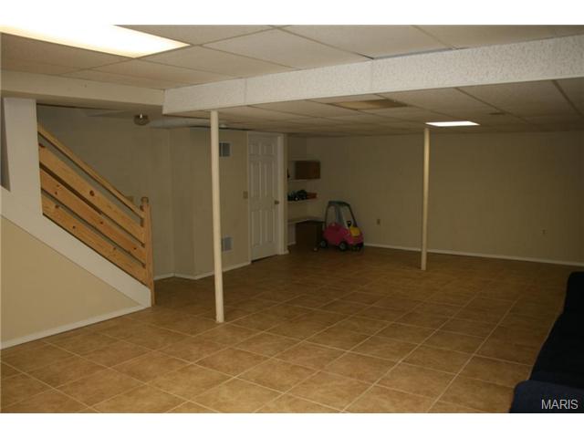 330 Pheasant Pt, O'fallon, MO 63368 photo 14