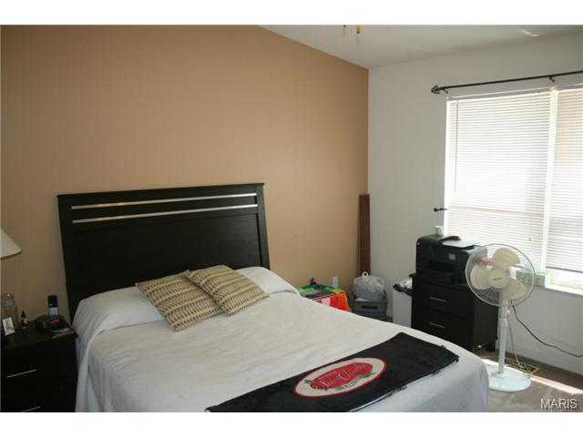 330 Pheasant Pt, O'fallon, MO 63368 photo 7