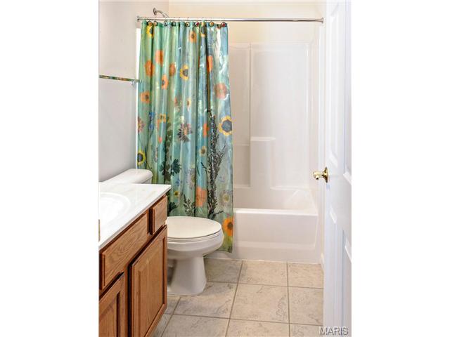 7 Eagle Blf, Saint Charles, MO 63303 photo 15