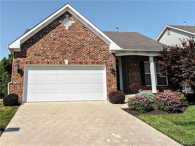 7 Eagle Blf, Saint Charles, MO 63303 photo 1
