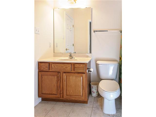 7 Eagle Blf, Saint Charles, MO 63303 photo 16