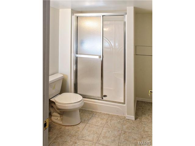 7 Eagle Blf, Saint Charles, MO 63303 photo 18
