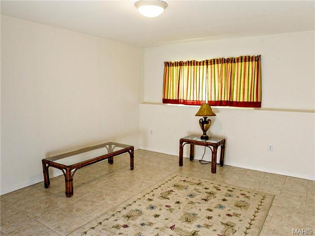 7 Eagle Blf, Saint Charles, MO 63303 photo 17