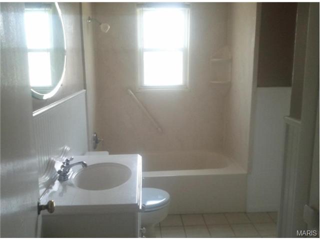 745 Oklahoma Ave, Ballwin, MO 63021 photo 7
