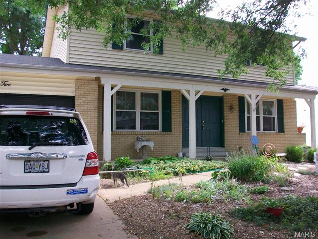 722 Windingpath, Ballwin, MO 63021 photo 1