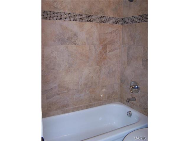 1701 Springhill Dr, O'fallon, MO 63366 photo 18