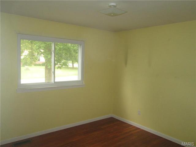 10 E Ofallon, O'fallon, MO 63366 photo 6