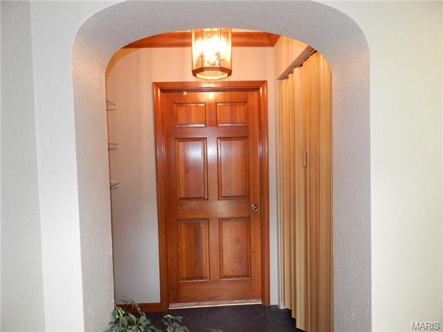 310 Coronation Dr, O'fallon, MO 63366 photo 4