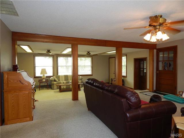 310 Coronation Dr, O'fallon, MO 63366 photo 10