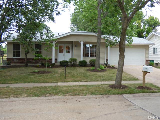 343 Windyoak, Ballwin, MO 63021 photo 1
