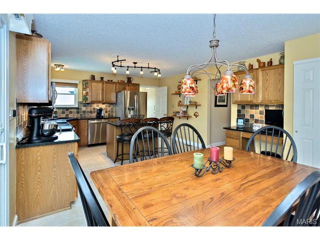 282 Grand Dr, O'fallon, MO 63366 photo 8