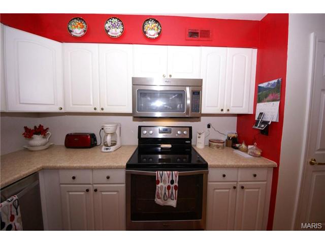 709 Ridgeside Dr #A, Ballwin, MO 63021 photo 14