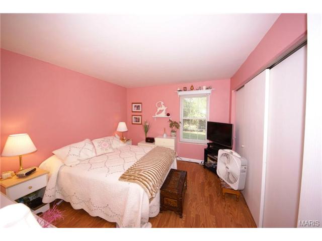 709 Ridgeside Dr #A, Ballwin, MO 63021 photo 9