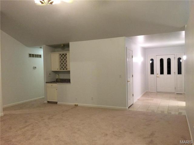 230 Ries, Ballwin, MO 63021 photo 7
