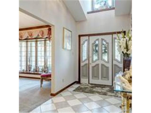564 Malinmor Dr, Weldon Spring, MO 63304 photo 4