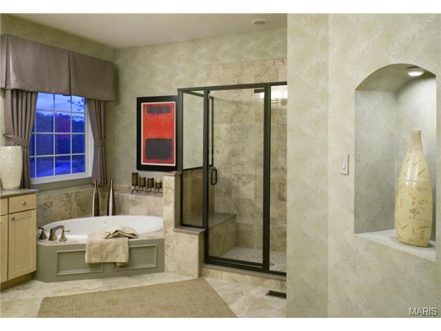 4214 Crosshaven Dr, Weldon Spring, MO 63304 photo 4