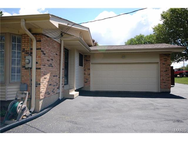 1027 Cla Ter Ri, Ballwin, MO 63011 photo 43