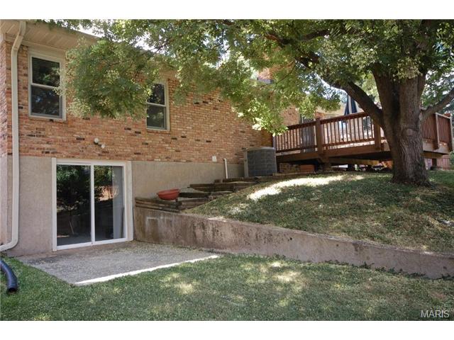 1027 Cla Ter Ri, Ballwin, MO 63011 photo 40