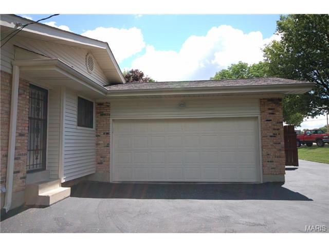 1027 Cla Ter Ri, Ballwin, MO 63011 photo 45