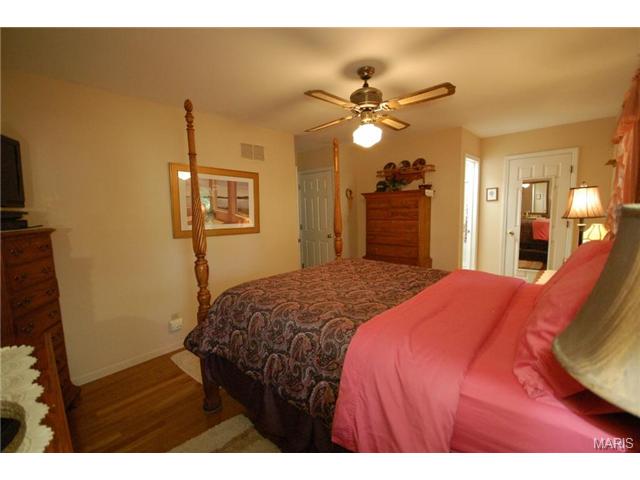 1027 Cla Ter Ri, Ballwin, MO 63011 photo 19