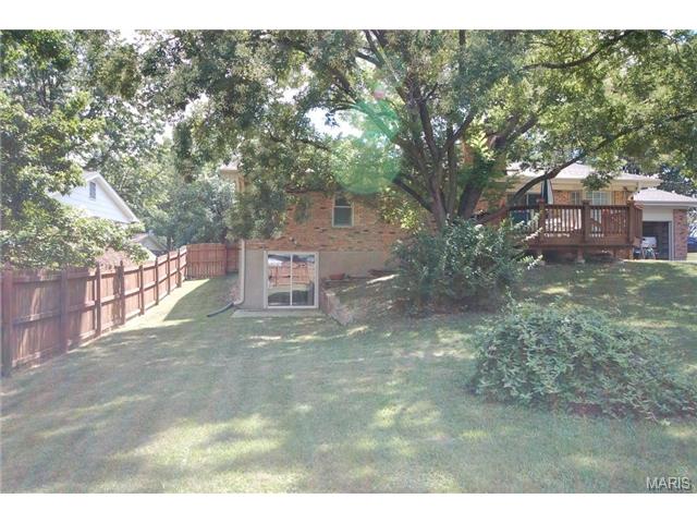 1027 Cla Ter Ri, Ballwin, MO 63011 photo 37