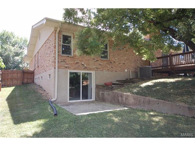 1027 Cla Ter Ri, Ballwin, MO 63011 photo 41