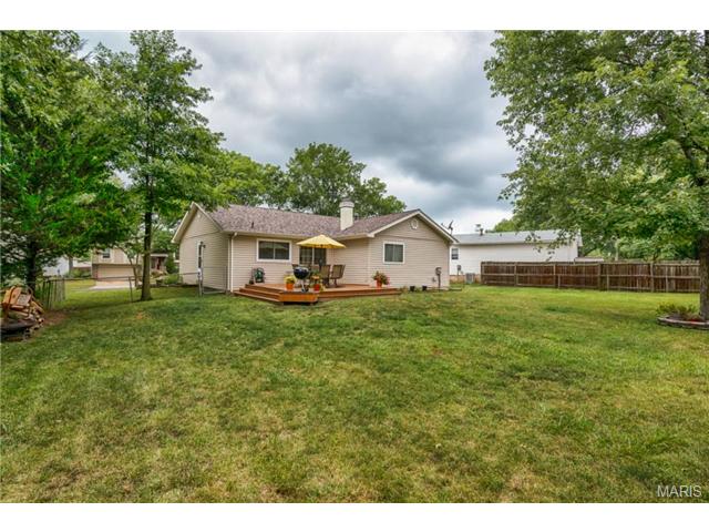379 Novara Dr, Ballwin, MO 63021 photo 33
