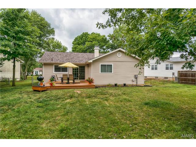 379 Novara Dr, Ballwin, MO 63021 photo 32