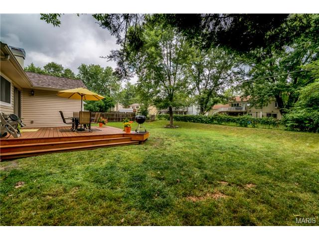 379 Novara Dr, Ballwin, MO 63021 photo 30