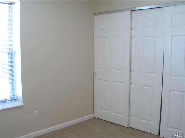 230 Straightoak Ct, Ballwin, MO 63021 photo 11