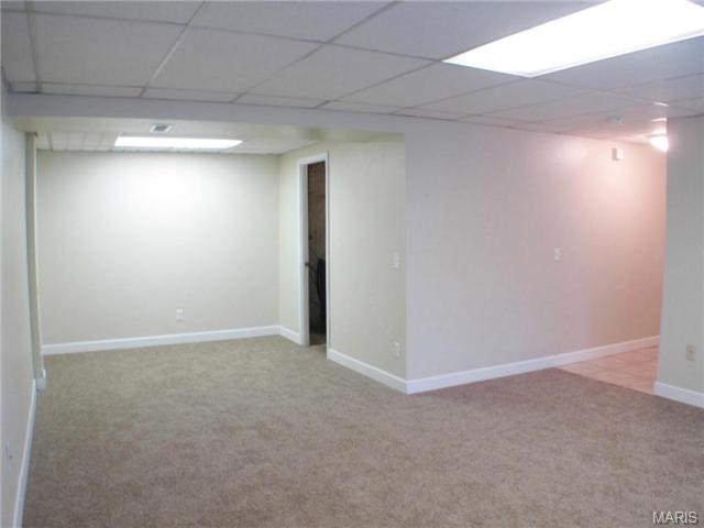 230 Straightoak Ct, Ballwin, MO 63021 photo 21
