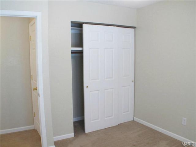 230 Straightoak Ct, Ballwin, MO 63021 photo 14