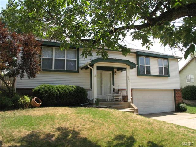 230 Straightoak Ct, Ballwin, MO 63021 photo 1
