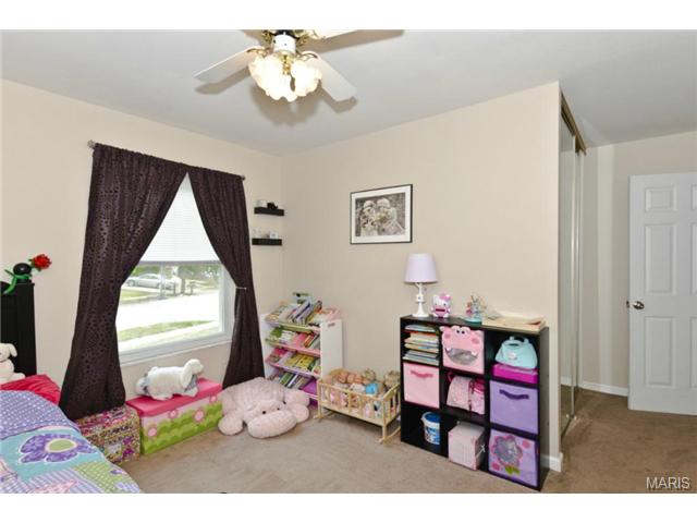 562 Vosshill Dr, Ballwin, MO 63021 photo 18