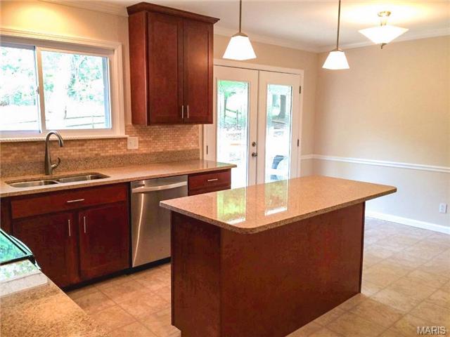 437 Norman Gate, Ballwin, MO 63011 photo 5